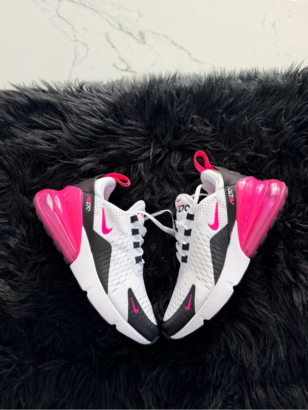 Nike Air Max 270 - Picture 7 of 11